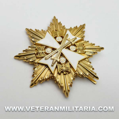 Gran Cruz Dorada de la Orden del Águila Militar