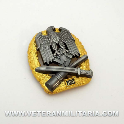 Army General Assault Badge 100